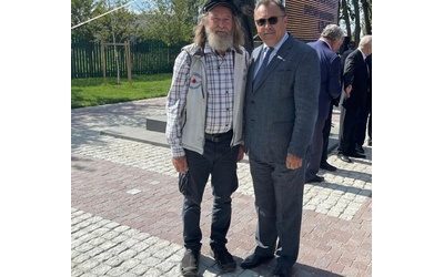 VIKTOR LAZARENKO INVITED FEDOR KONYUKHOV TO VISIT KSMU AND MEET STUDENTS