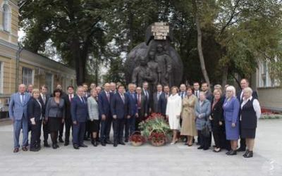 THE OPENING OF THE MONUMENT “TO THE FEAT OF MEDICAL WORKERS IN THE FIGHT AGAINST COVID-19”