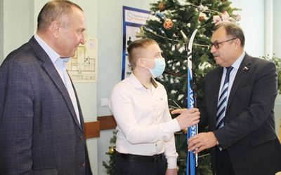 RECTOR OF KSMU PROFESSOR V.A.LAZARENKO TOOK PART IN THE ACTION “WISH TREE”