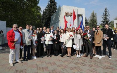 THE KSMU DELEGATION TOOK PART IN LAYING WREATHS AND FLOWERS AT THE MEMORIAL OF THE FALLEN DURING THE WAR